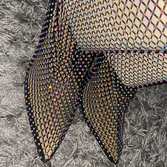 Heels - Picture 4 of 8